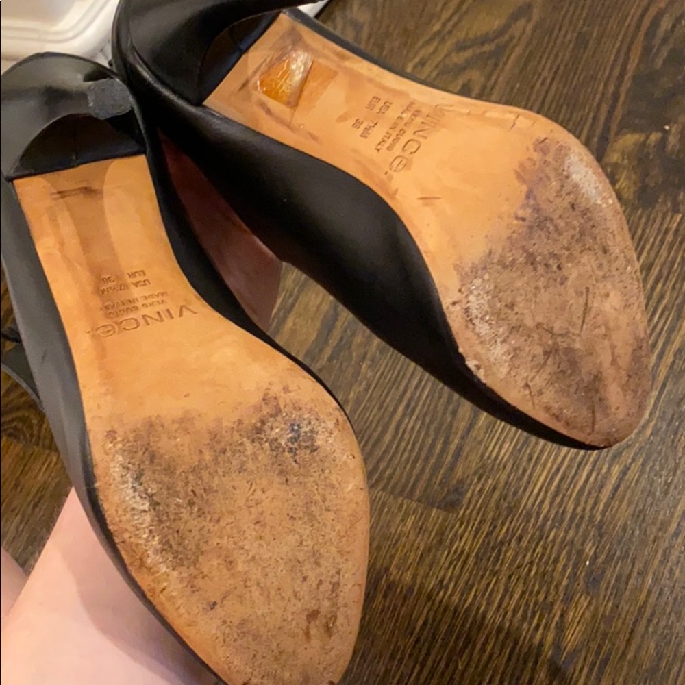 Size 7.5 VINCE heels - Picture 3 of 3